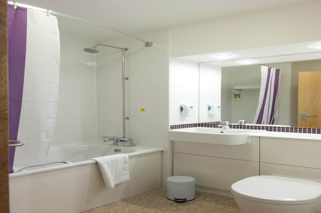 Premier Inn London Ilford Camera foto